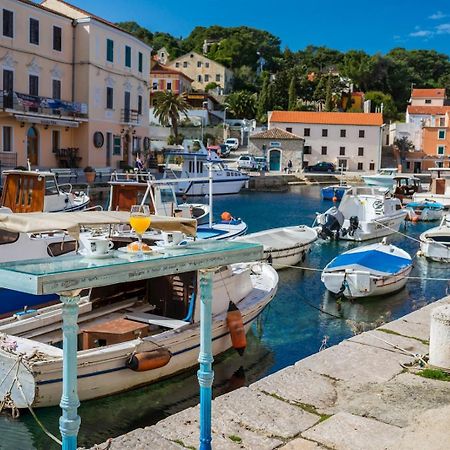 Bed&Breakfast Saturn Veli Lošinj Eksteriør bilde