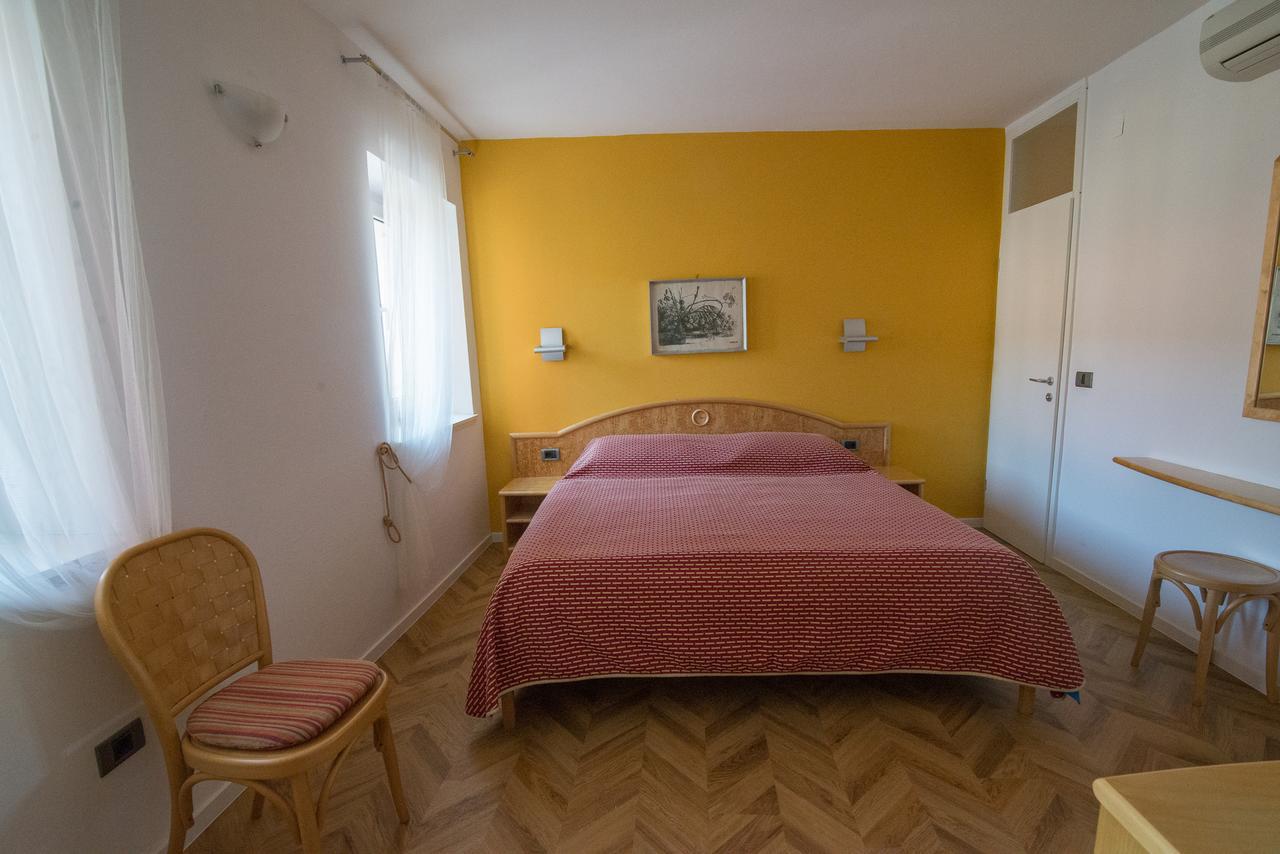 Bed&Breakfast Saturn Veli Lošinj Eksteriør bilde